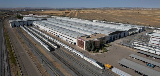Renfe potencia su área industrial para seguir liderando el mantenimiento de los vehículos ferroviarios del futuro